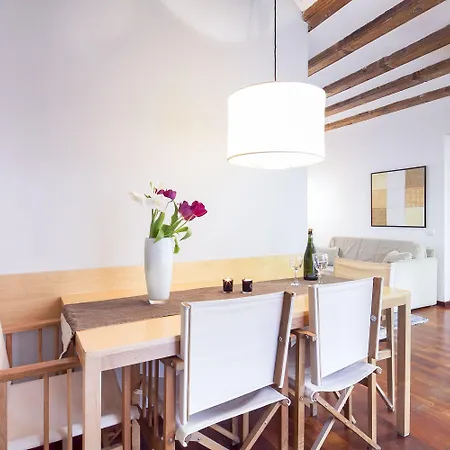 Inside Esparteria Appartement