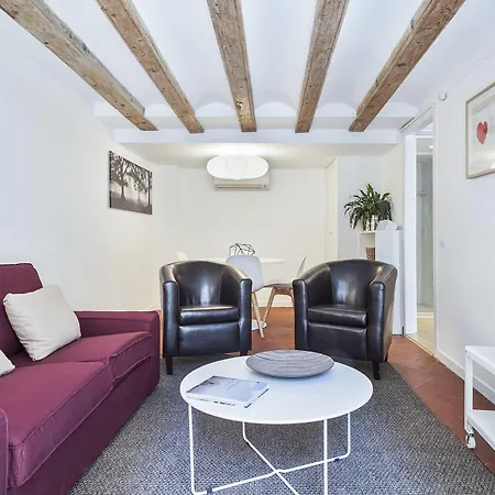 Inside Esparteria Apartment Barcelona