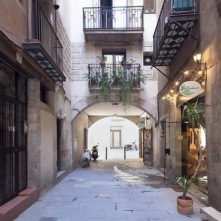 Inside Esparteria Apartment Barcelona
