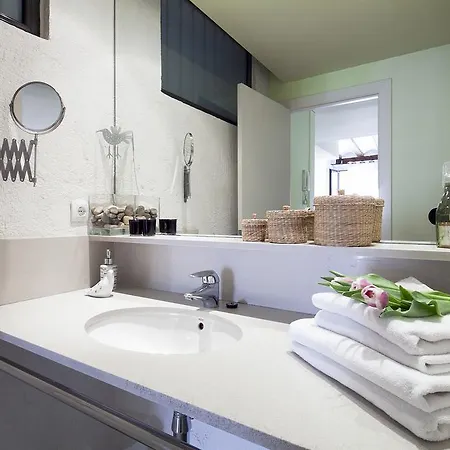 Apartment Inside Esparteria Barcelona