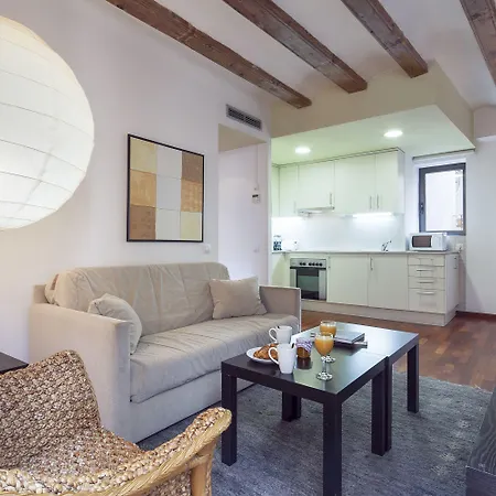 Inside Esparteria Apartman